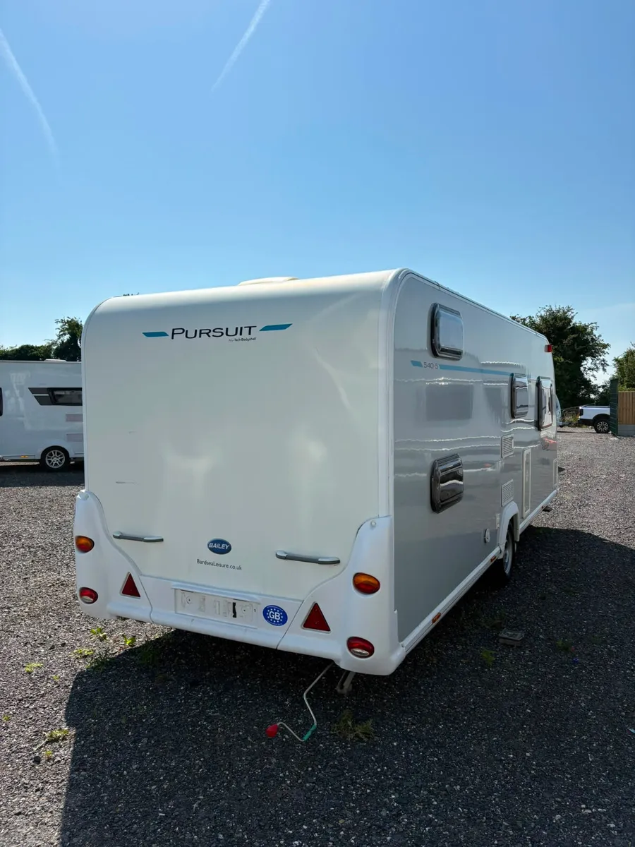 Bailey pursuit 6berth caravan - Image 2