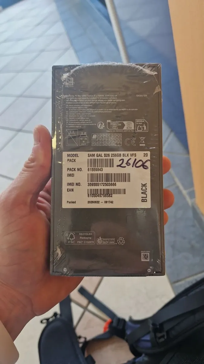New Samsung S26 Black 256gb - Image 2
