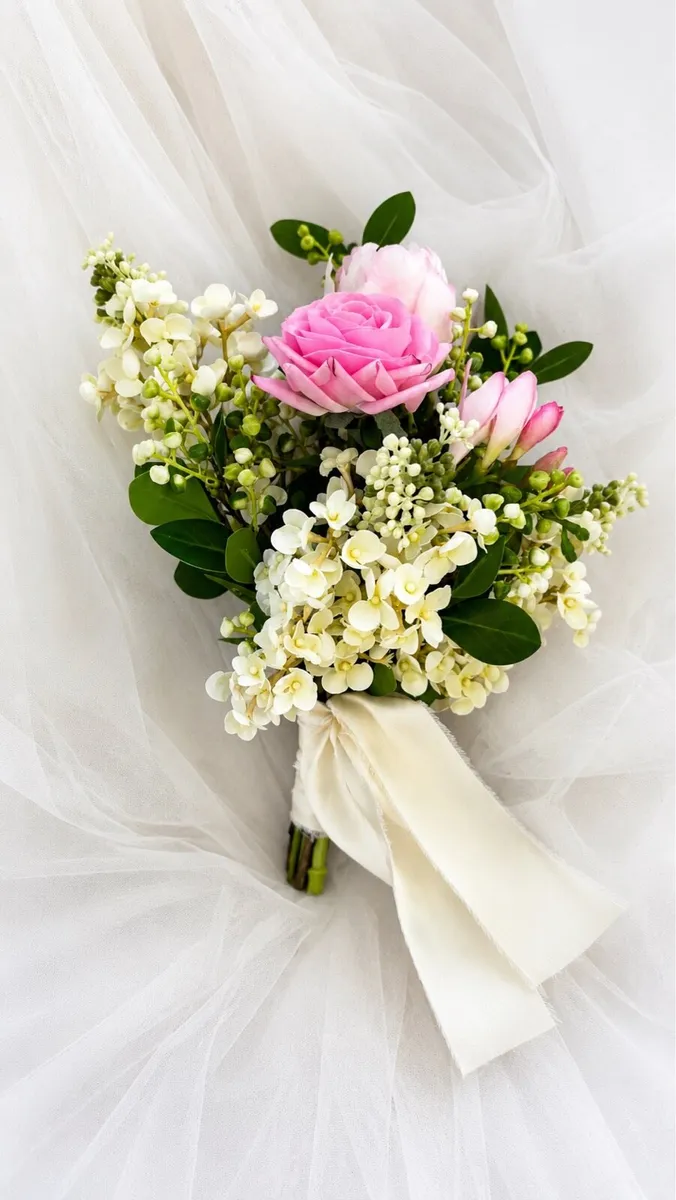 Wedding flowers /Decor - Image 1