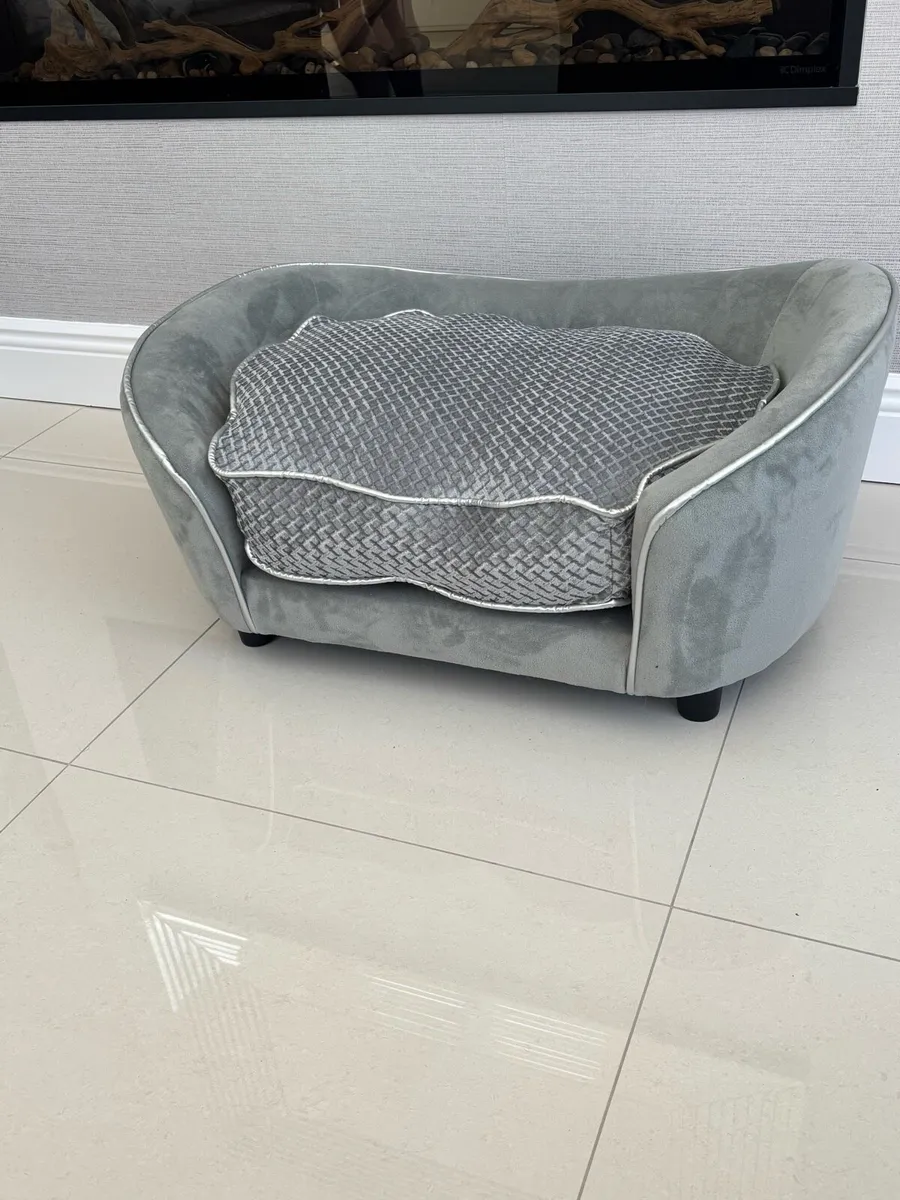 Brand new dog bed - Image 2