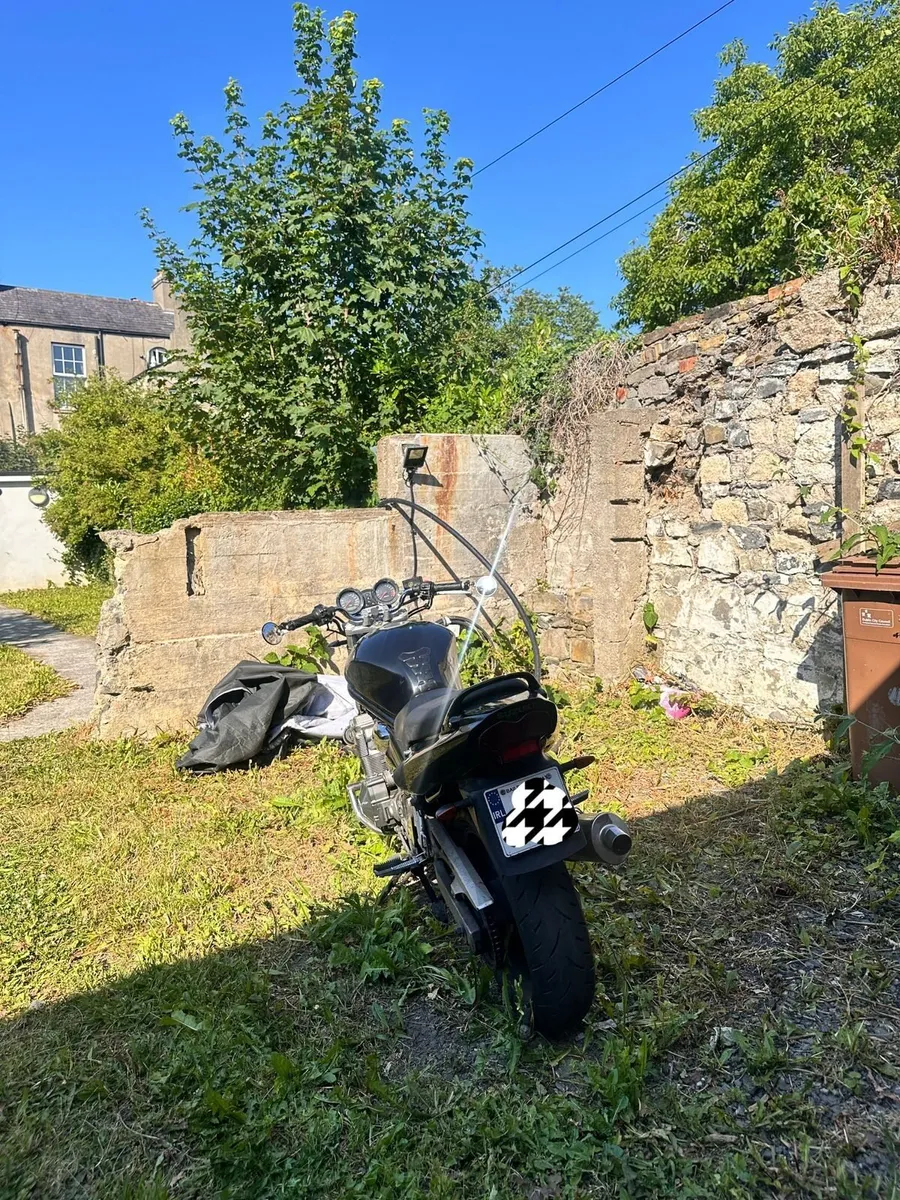 Suzuki Bandit 2001 - Image 4
