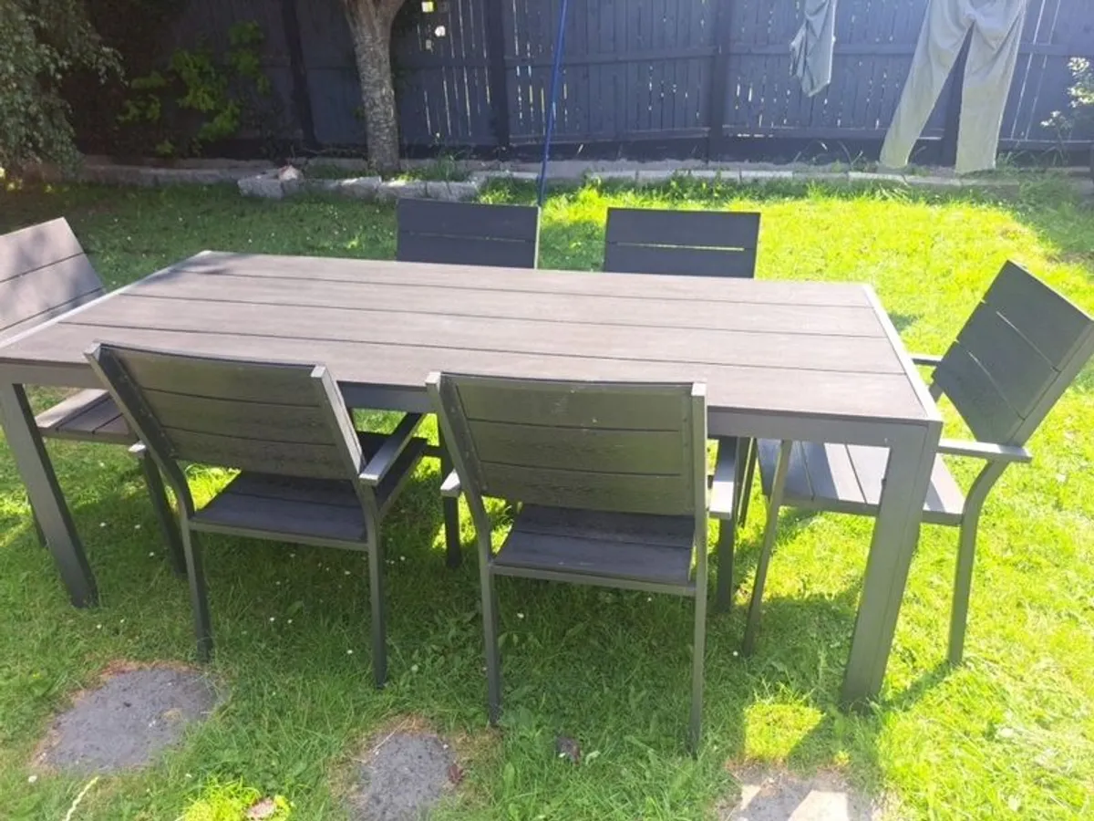 JSYK Jutlandia table and chairs - Image 2