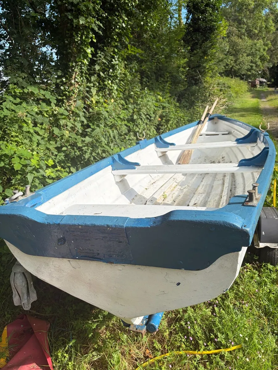 Lovely lake boat - Image 3