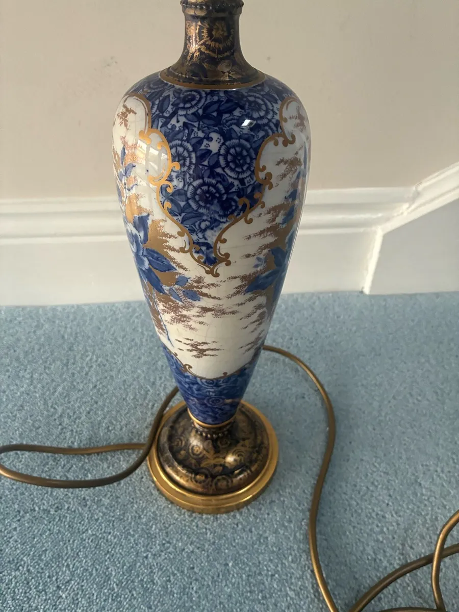 Antique lamp - Image 2