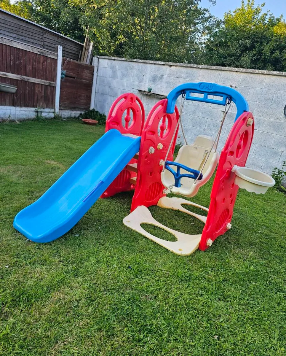 Dolu 4-in-1 Kids Play Center (Slide & Swing Set) E - Image 2