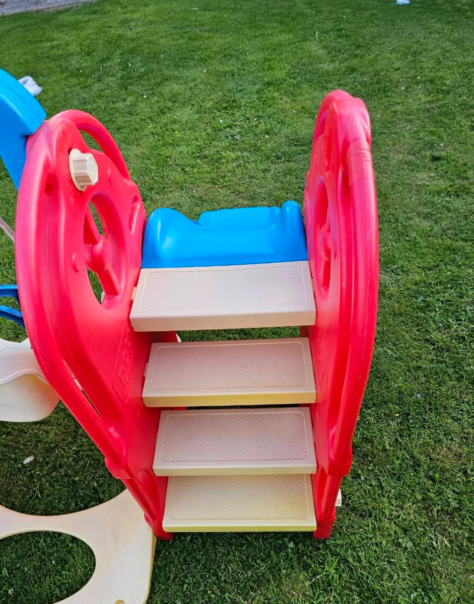 Dolu 4-in-1 Kids Play Center (Slide & Swing Set) E - Image 4
