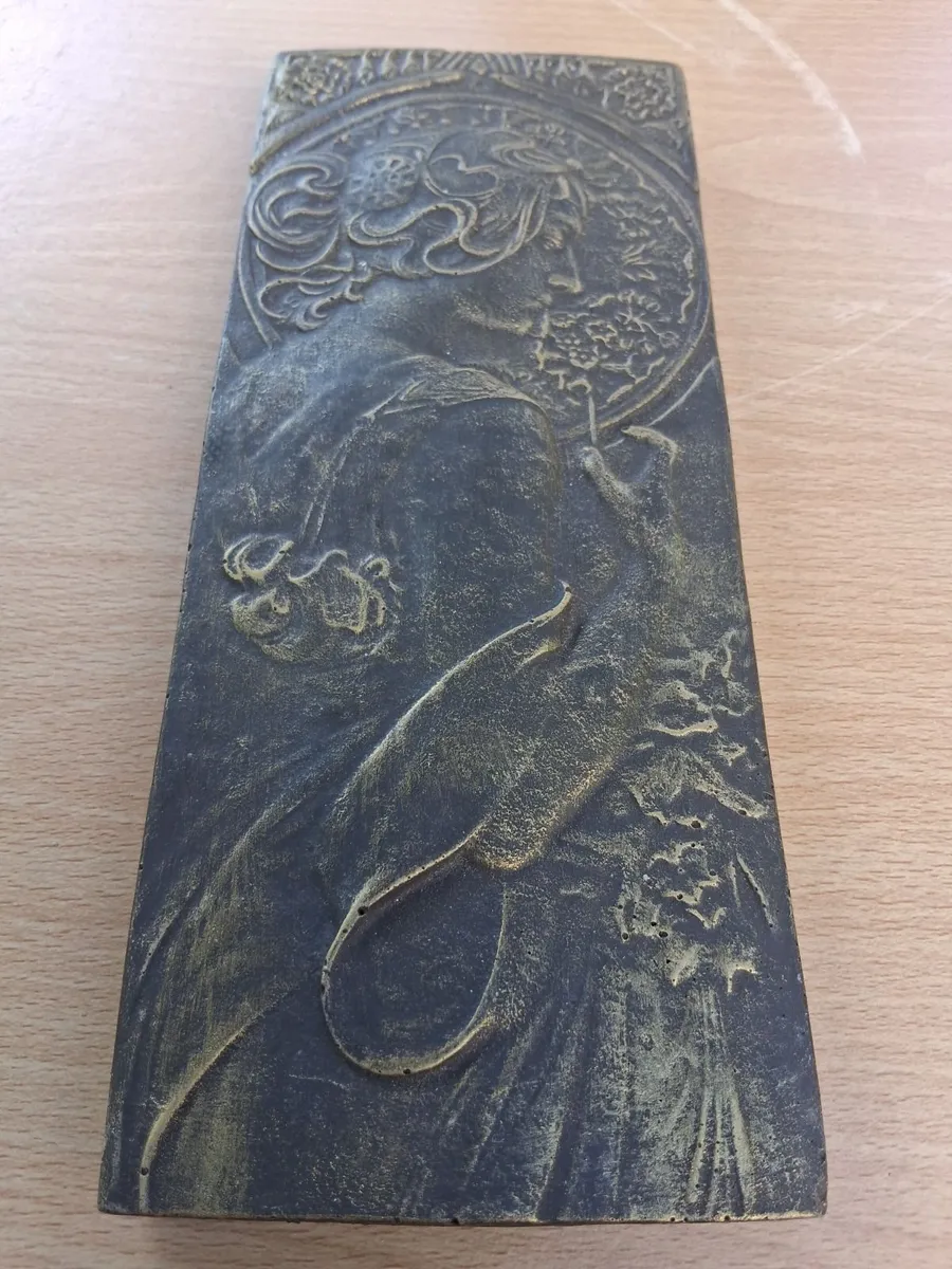 Concrete Garden Wall Plaque - Image 2