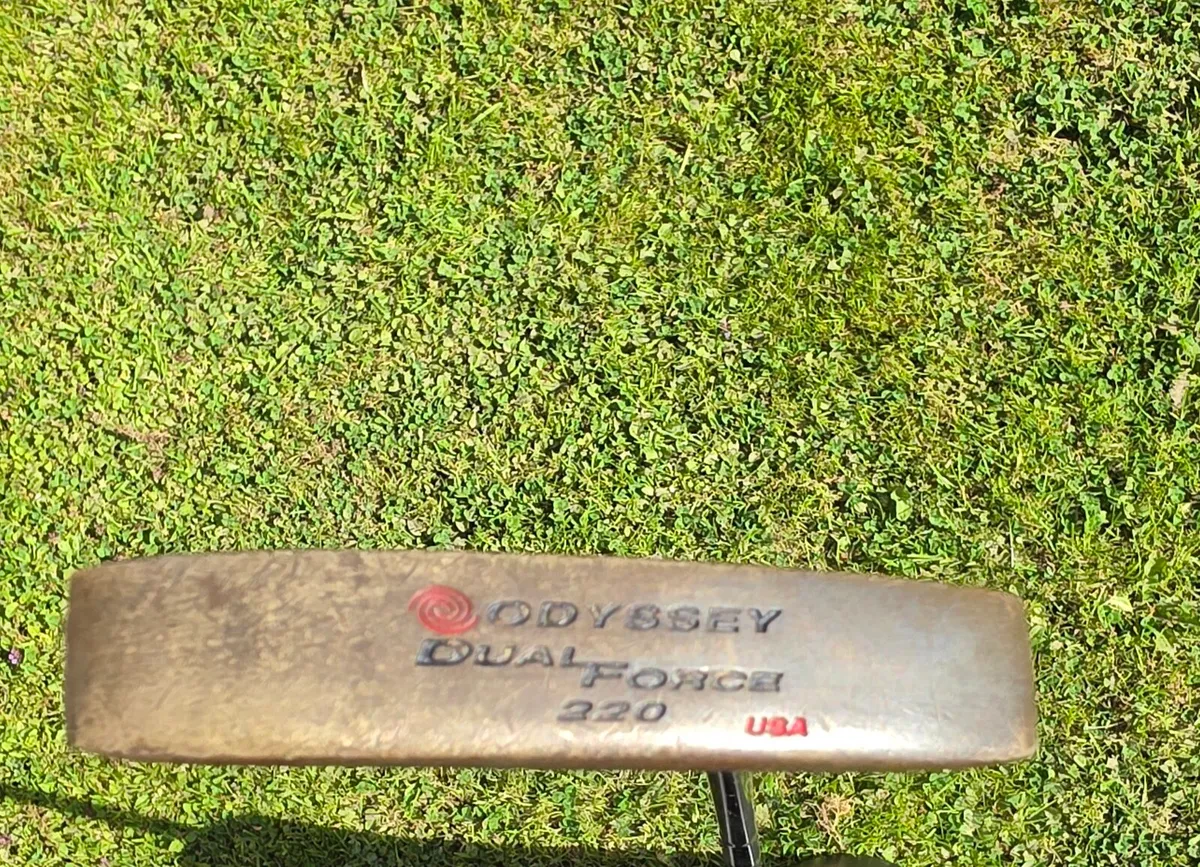 Pitch and Putt Set (Odyssey Dual Force 220 Putter) - Image 2