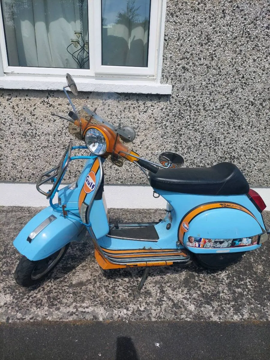 Vespa PX125E - Image 2