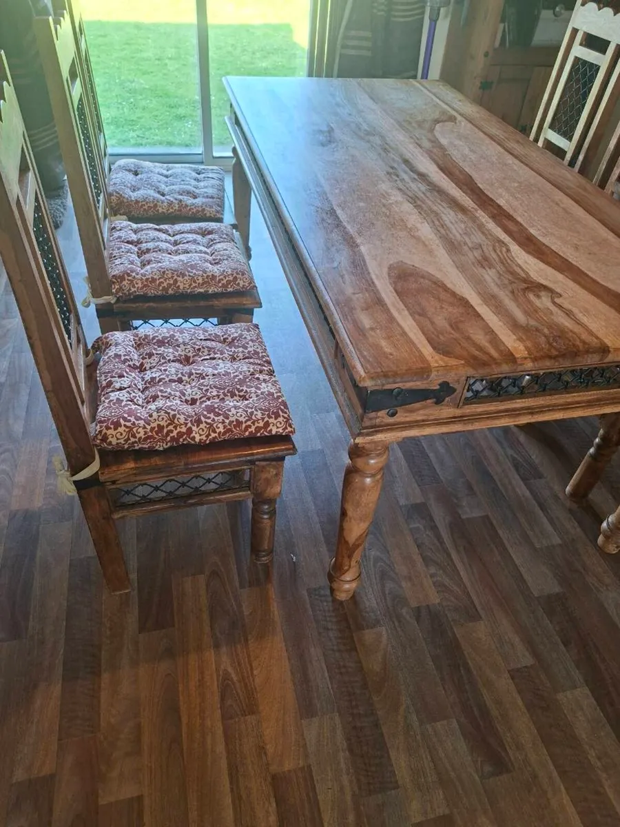 Mexican Pine solid wood Table and 6 Chairs - Image 2