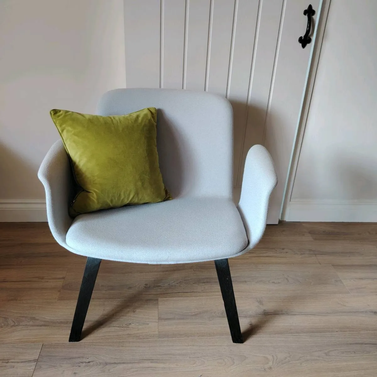 Designer Chair - Image 2