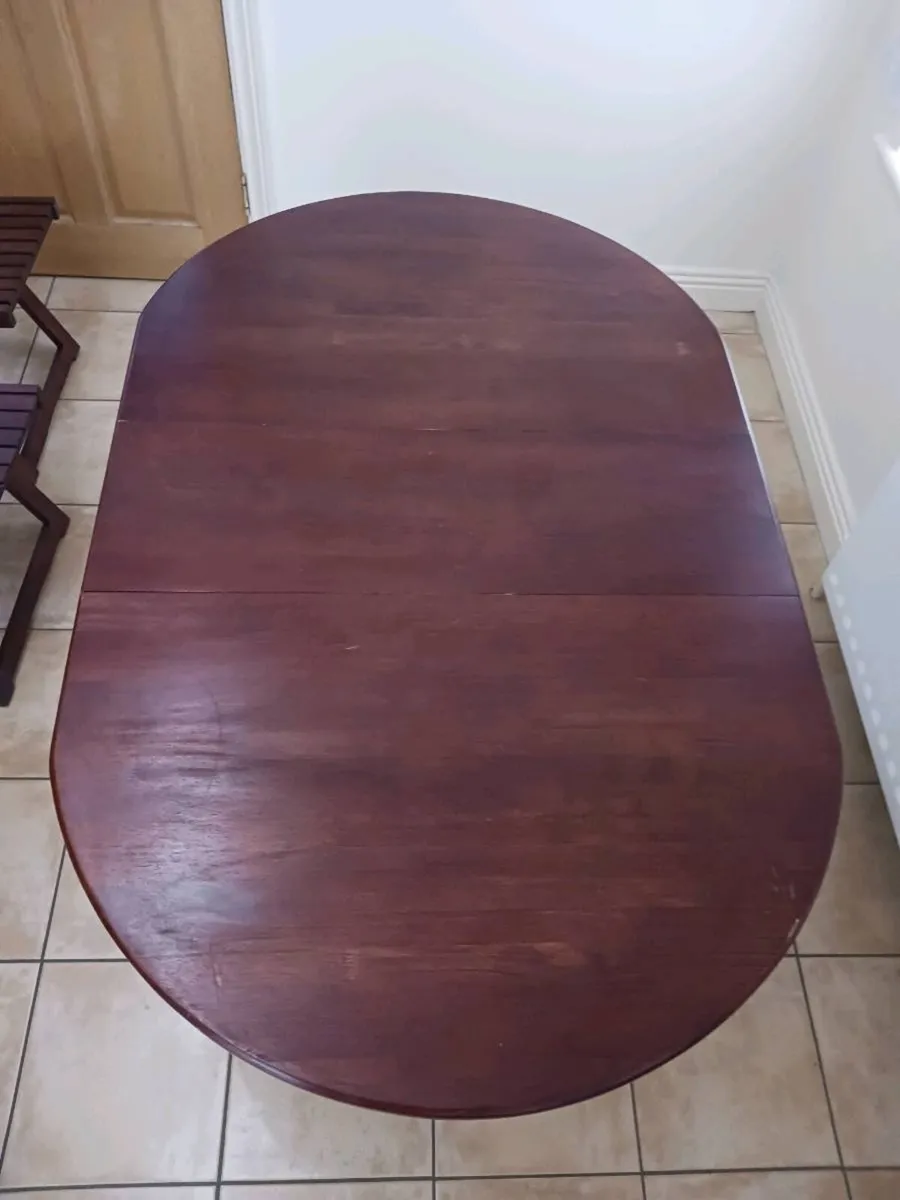 Folding dining table and chairs - Image 2