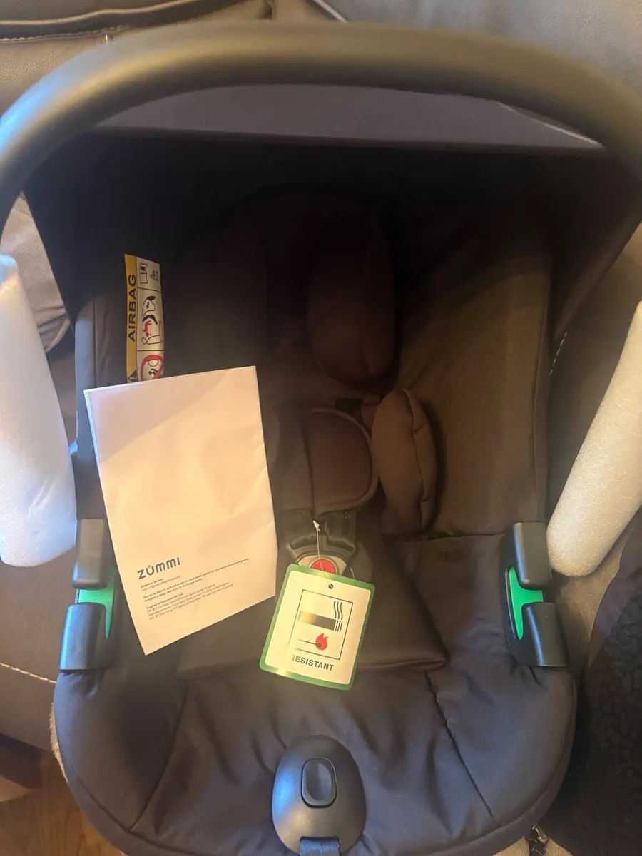 EnfaSafe i-Size R129 Belt-Fitted Car Seat Black - Image 3