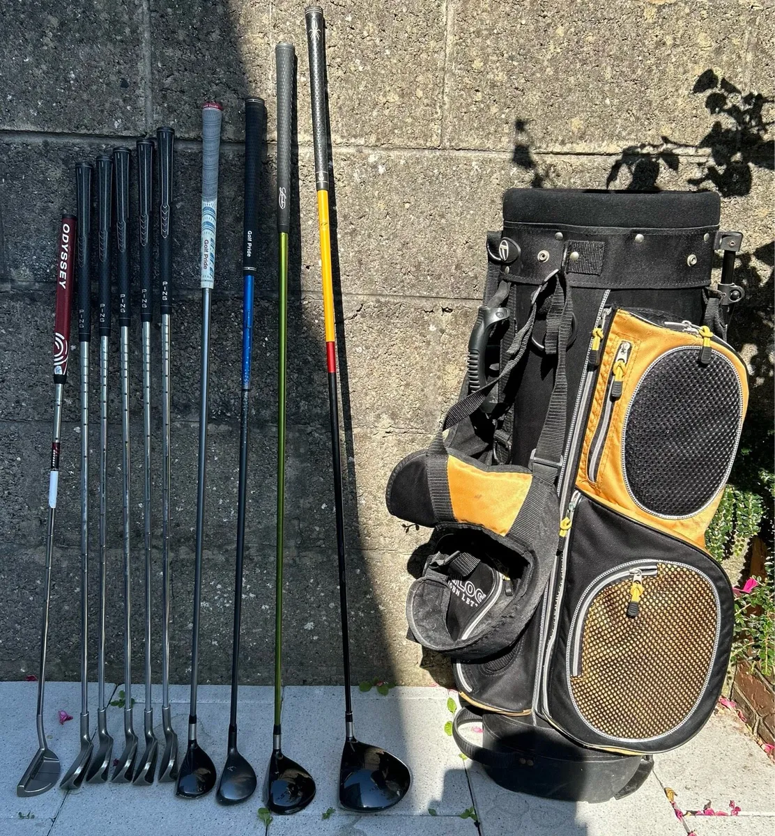 Left handed golf set - Image 1