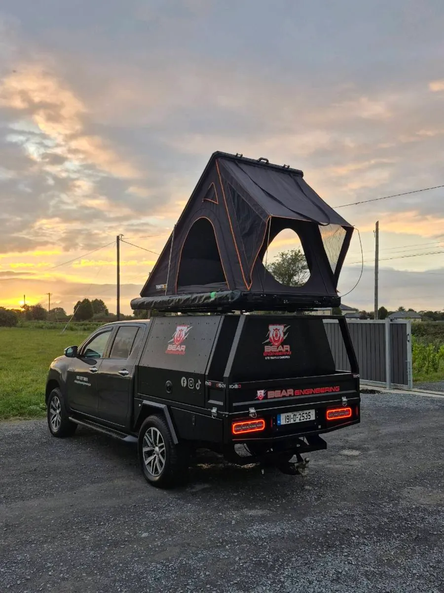 Toyota Hilux 2019 Tray and Canopy - Image 1