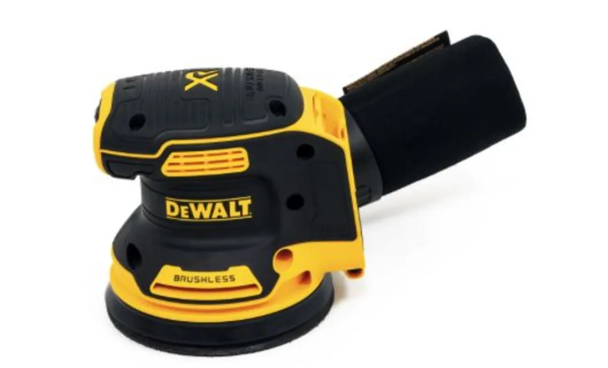 DeWalt DCW210 18v Li-ion Brushless 125mm Sander - Image 2