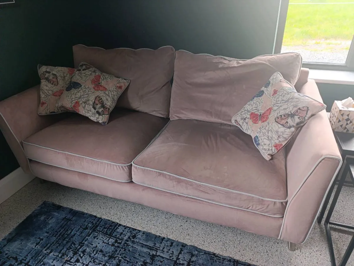 Sofa Suite - Image 3