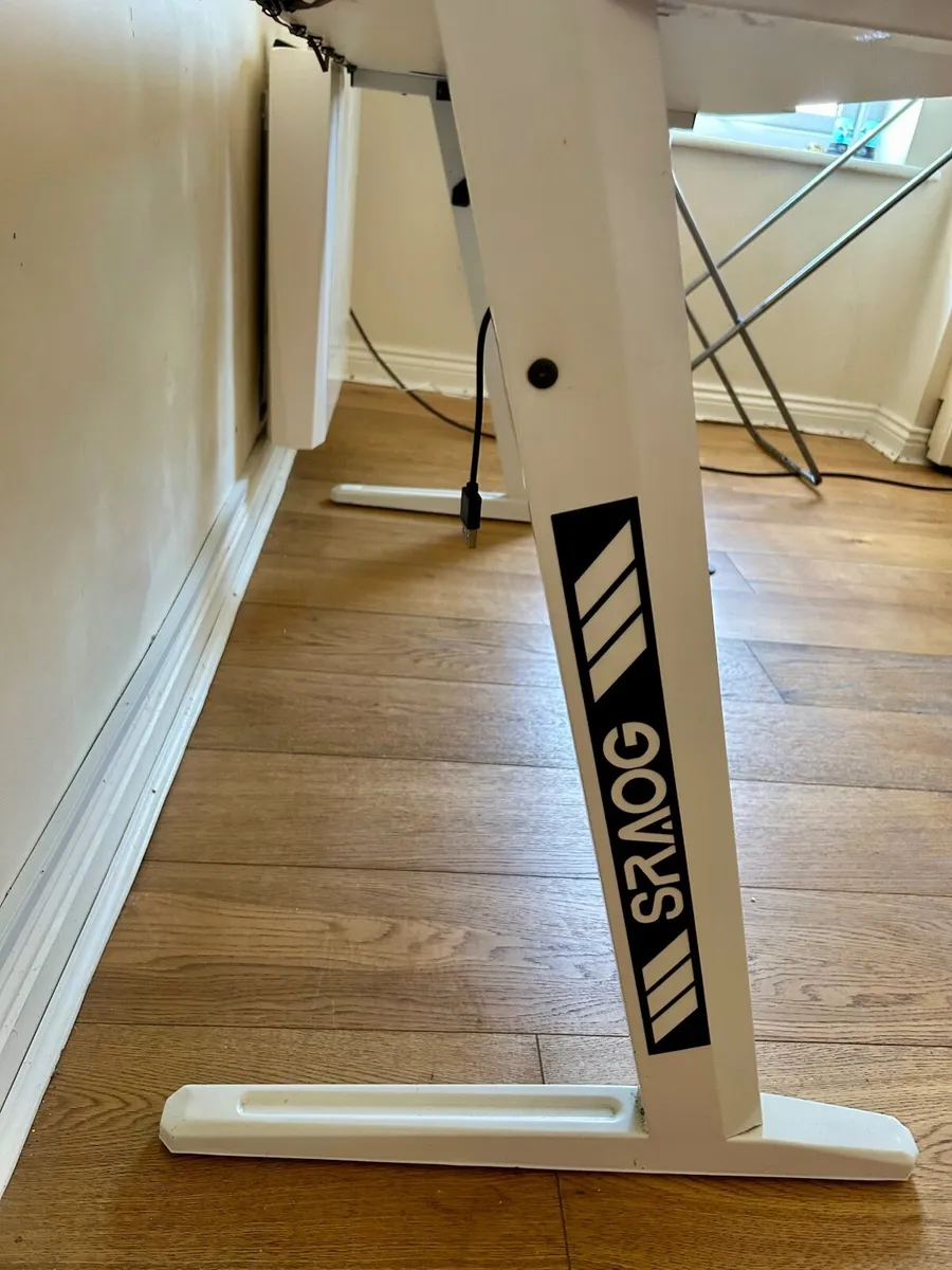 GAMING DESK - Image 4