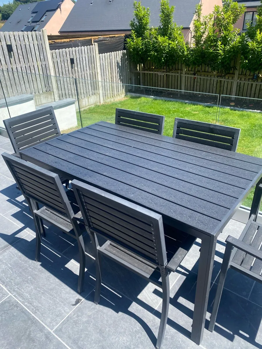 Garden Table and chairs set - Image 3