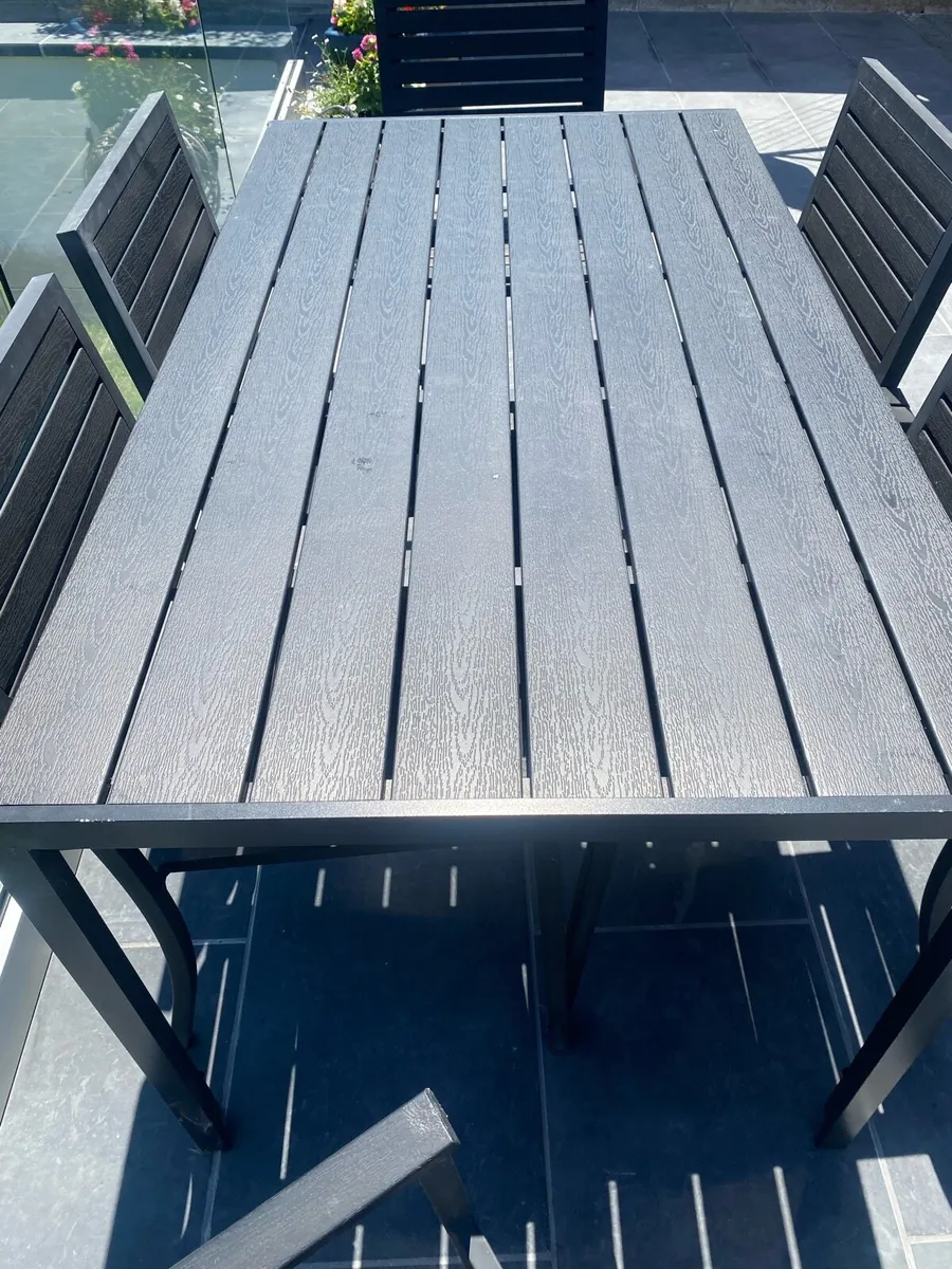 Garden Table and chairs set - Image 4