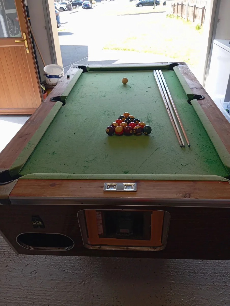 Pool Table for sale (FREE!)