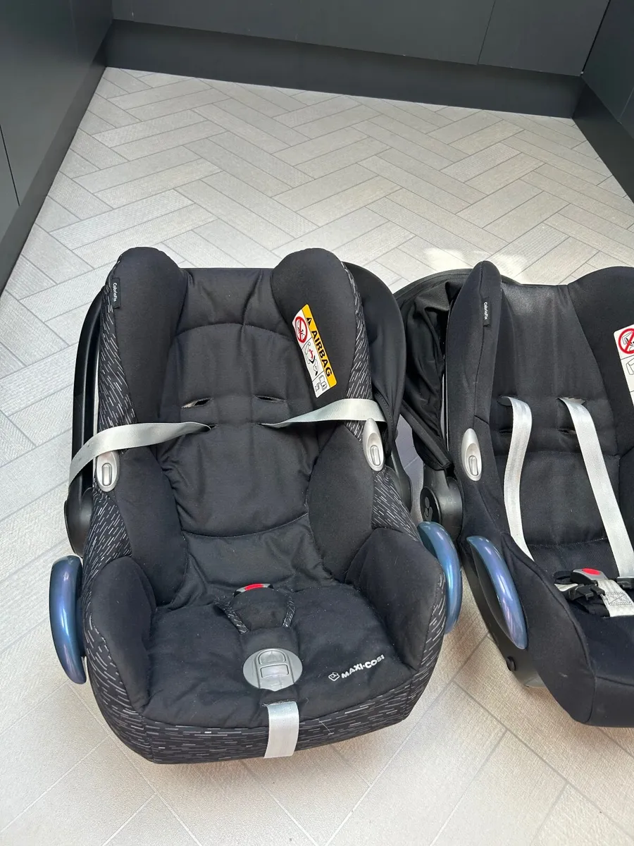 Car seats FREE - Image 2