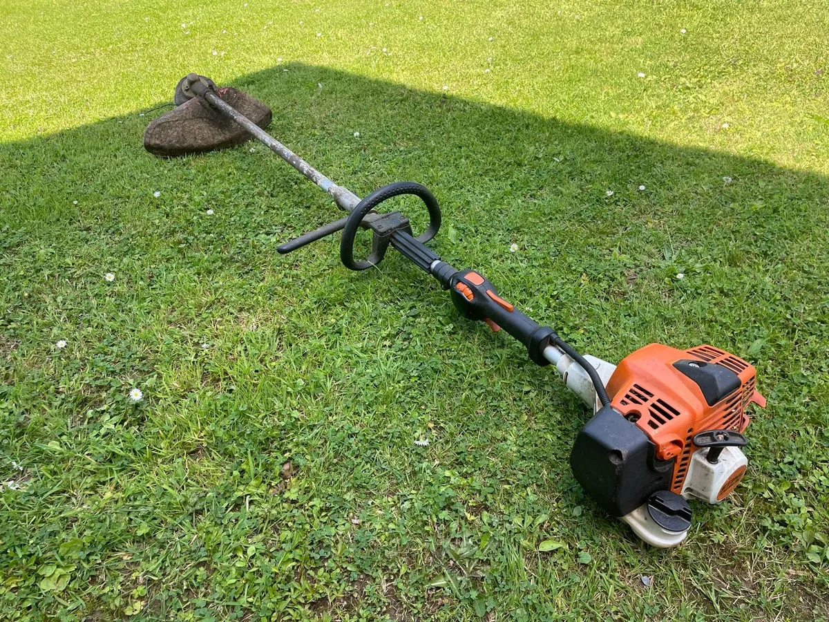 Stihl KM 94 kombi tool - Image 1