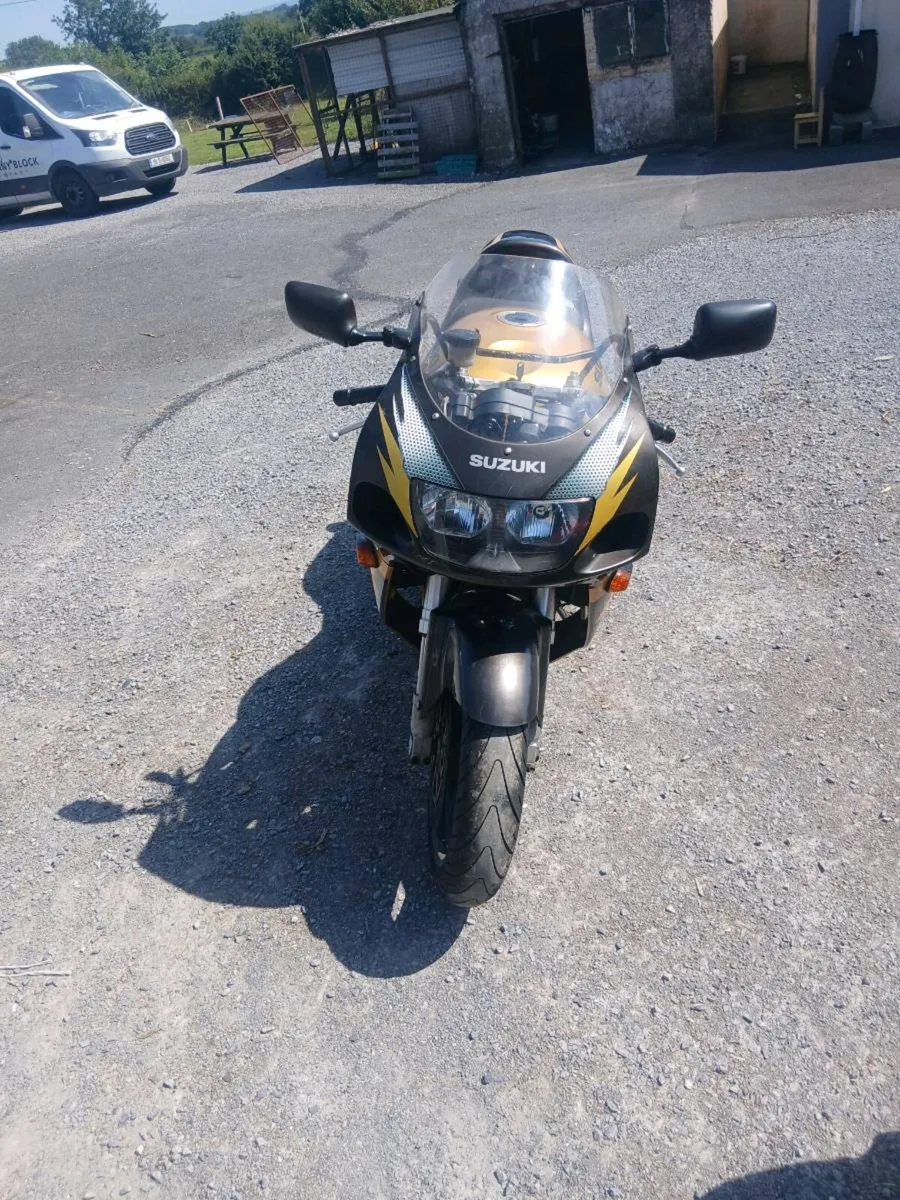 Suzuki gsxr750 - Image 1