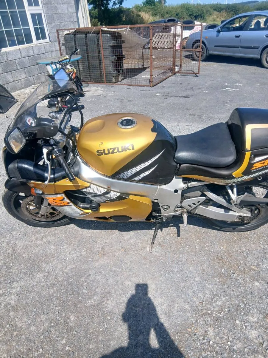 Suzuki gsxr750 - Image 2