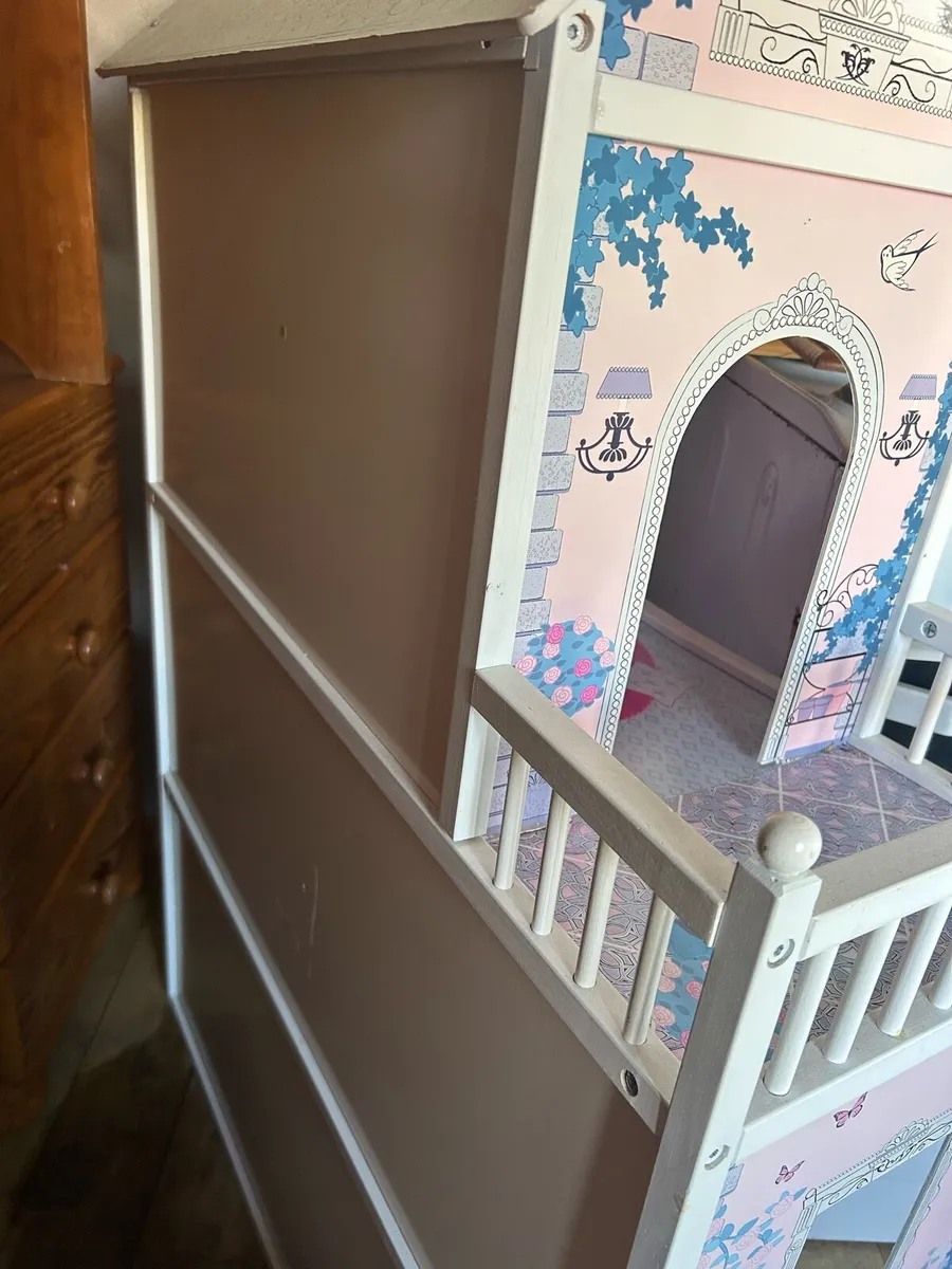 Dolls house - Image 4