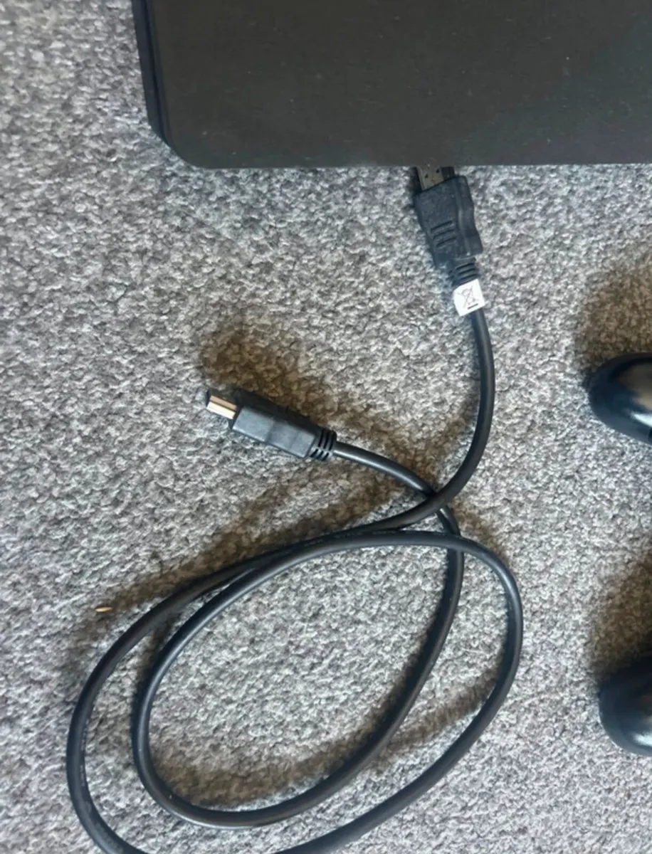 PS4 1TB Slim Black with warranty - Image 3