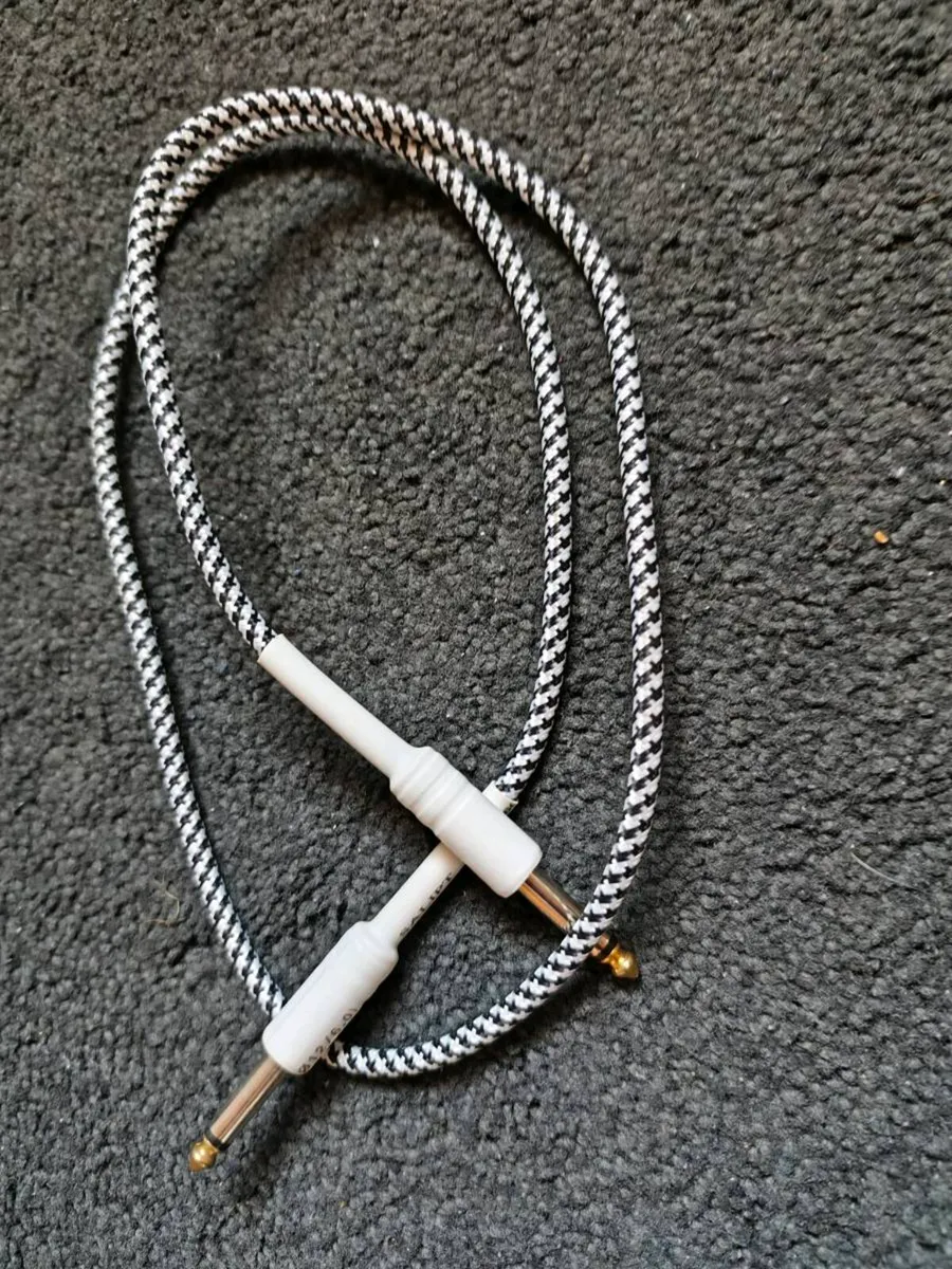 Guitar cable amp - Image 4