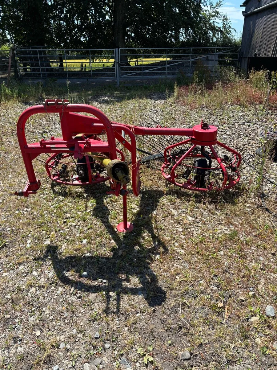 Hay turner - Image 1
