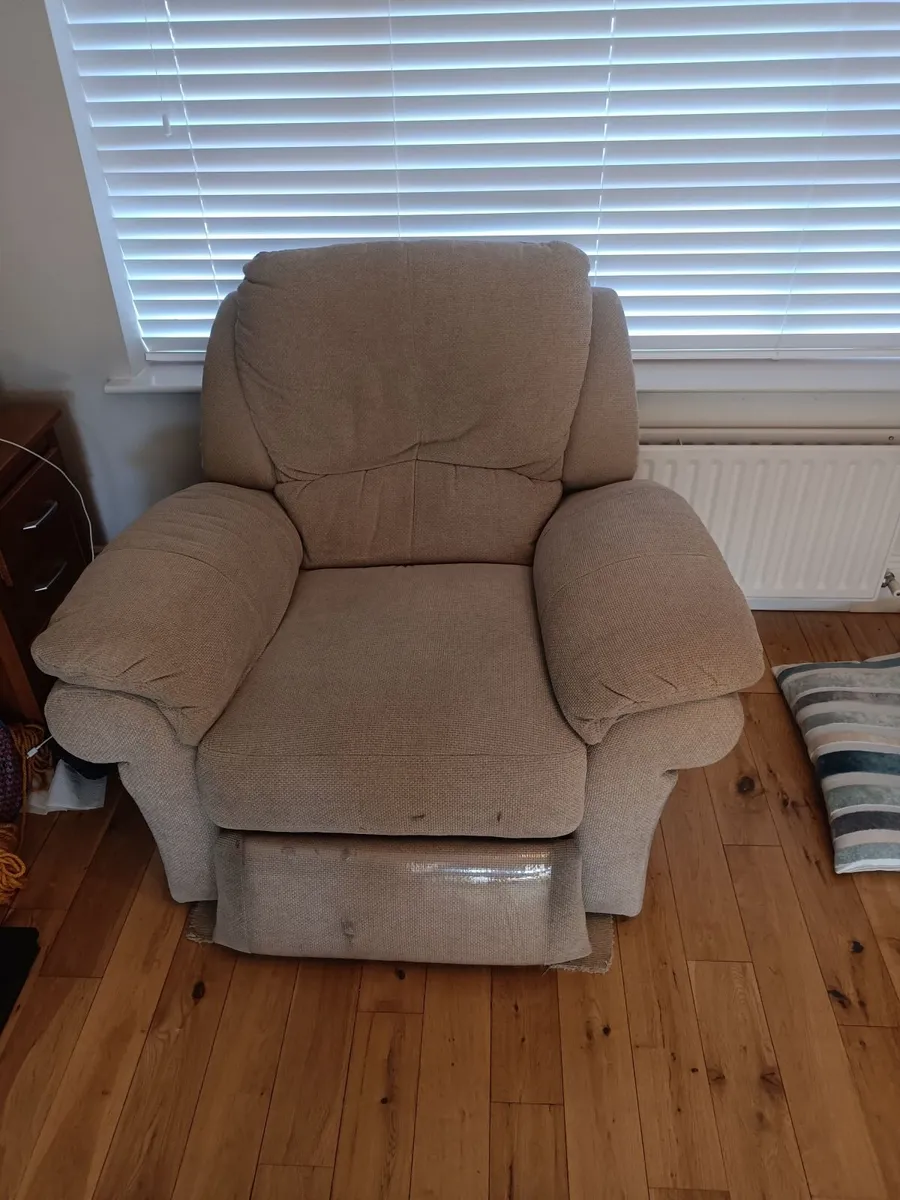 Electric Recliners 3 + 1 - Image 3
