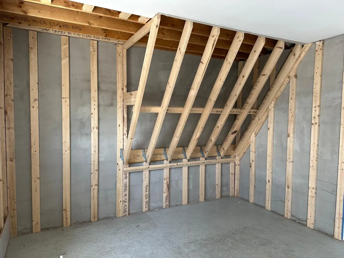 Home climbing wall and matting - Image 3