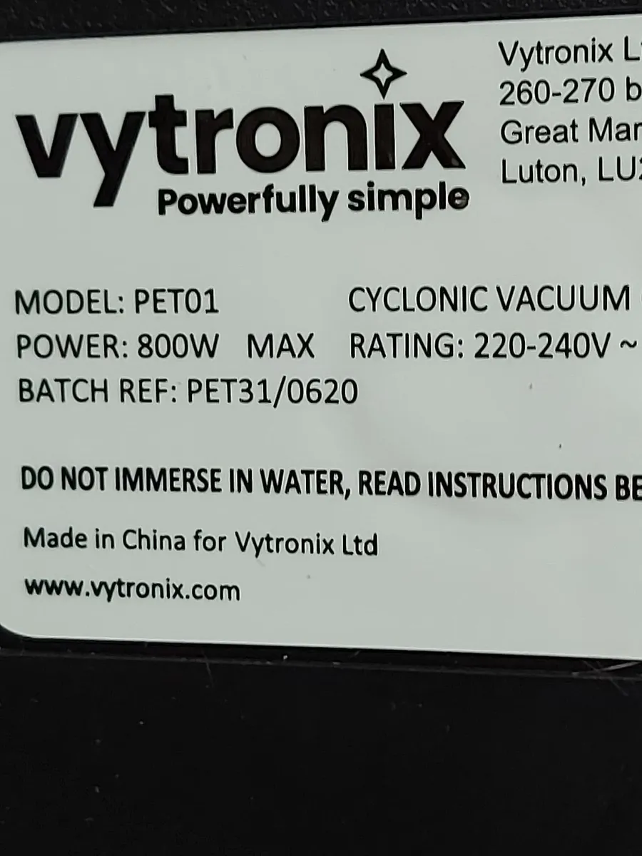 VYTRONIX Cyclonic Vacuum Cleaner, Model PET01 - Image 2