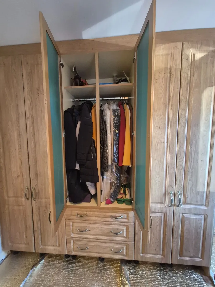 Wardrobe - Image 2