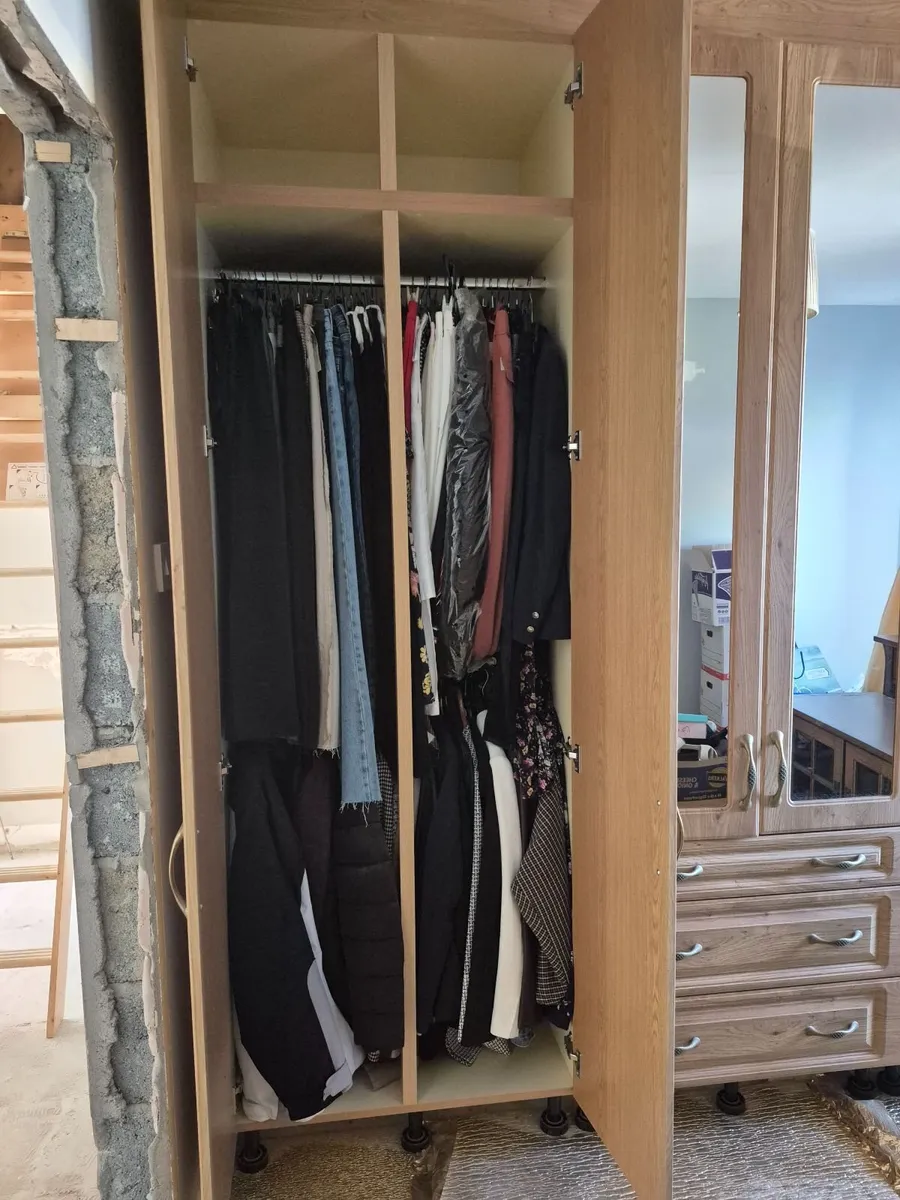Wardrobe - Image 3
