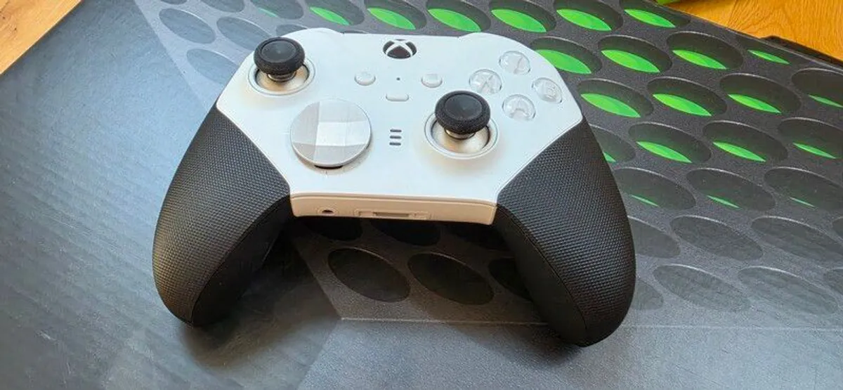 XBOX Elite 2.0 Controller - Image 2