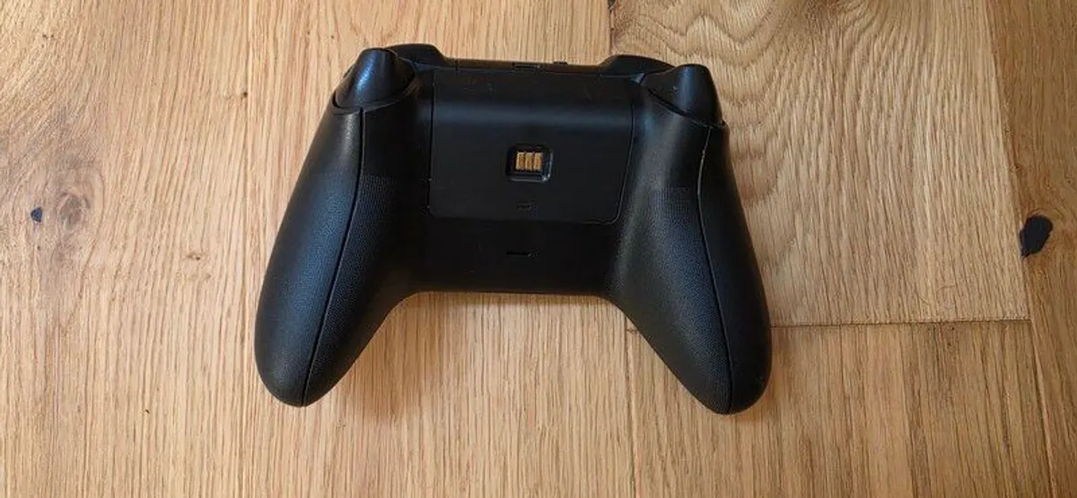 XBOX Series X 1TB Edition - Image 4