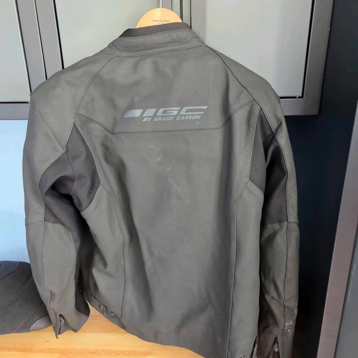 Leather jacket - Image 3