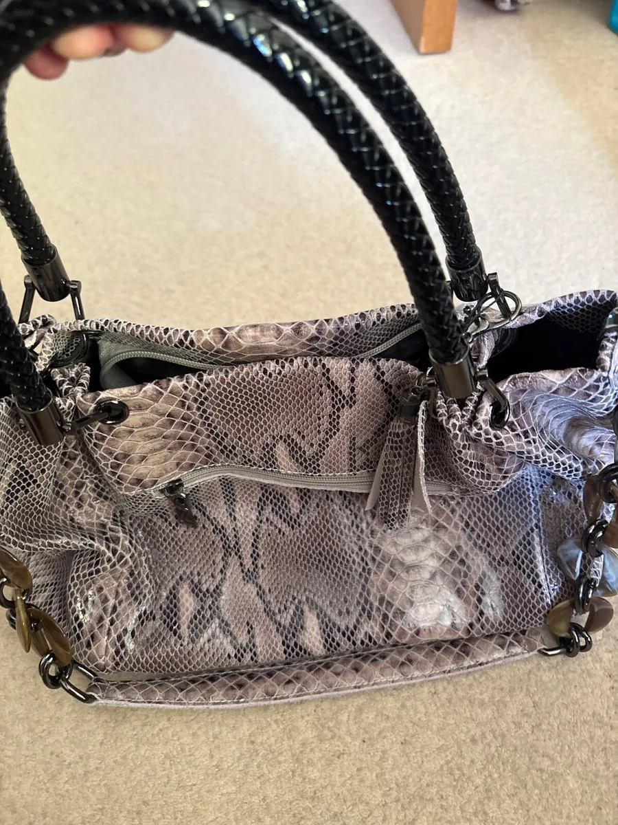 Leather handbag (new) for sale - Image 2