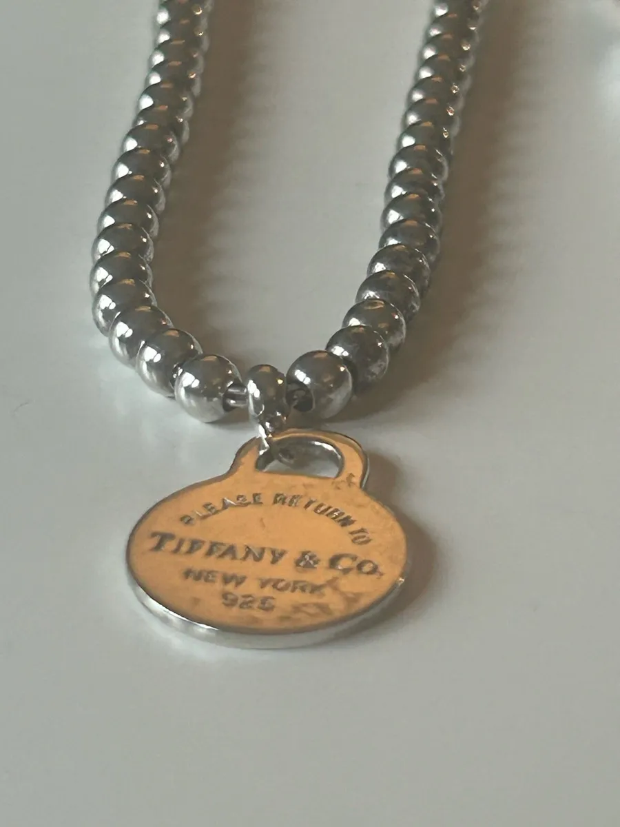 Tiffneys solid silver set - Image 4