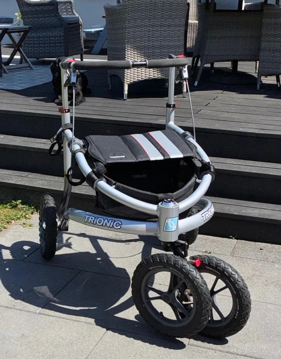 Trionic Veloped Rollator - Image 3