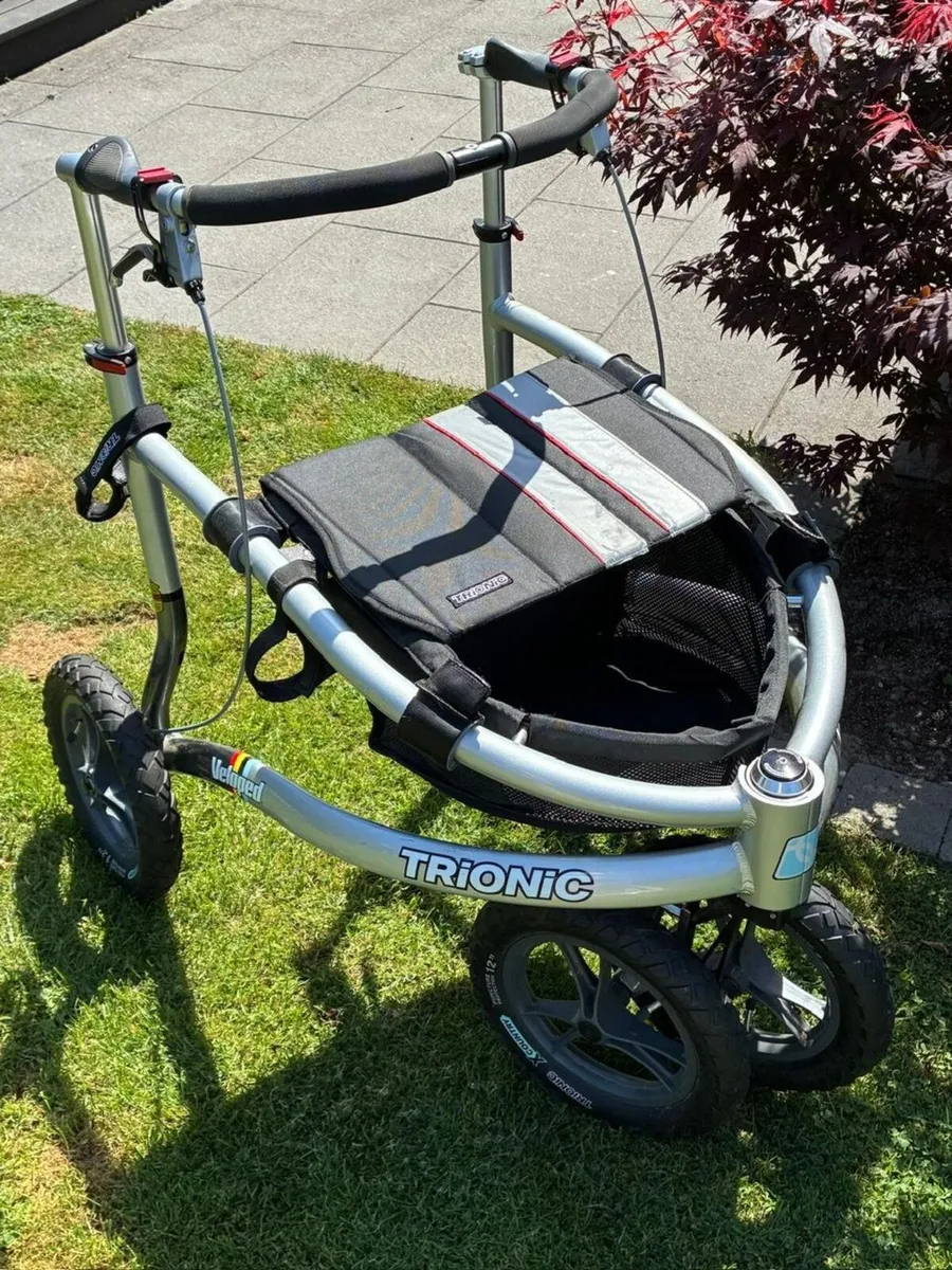 Trionic Veloped Rollator - Image 4
