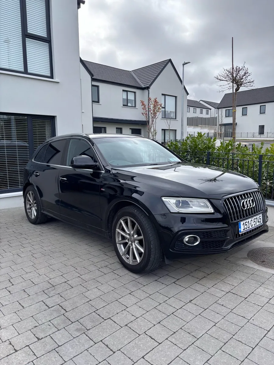 Audi Q5 S-Line - Image 1