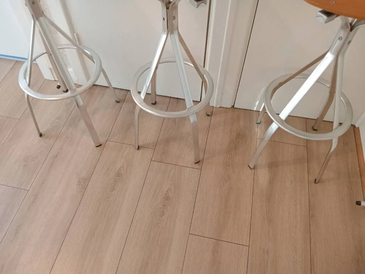 3 kitchen bar stools - Image 4