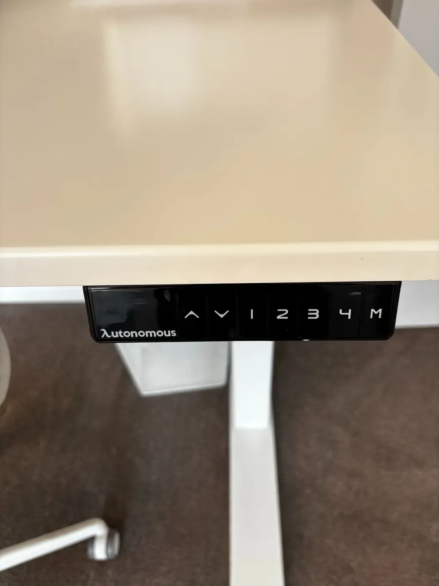 Autonomous SmartDesk – Electric Standing Desk - Image 3