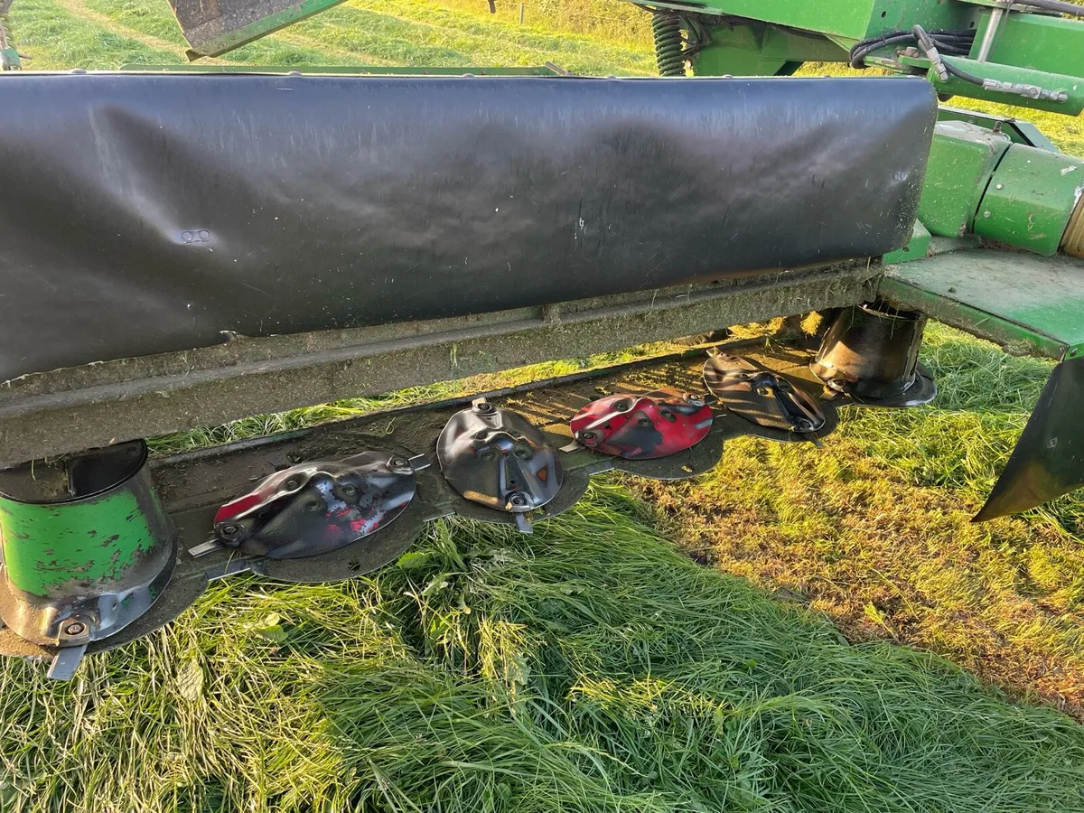 John Deere 1365 - Image 4