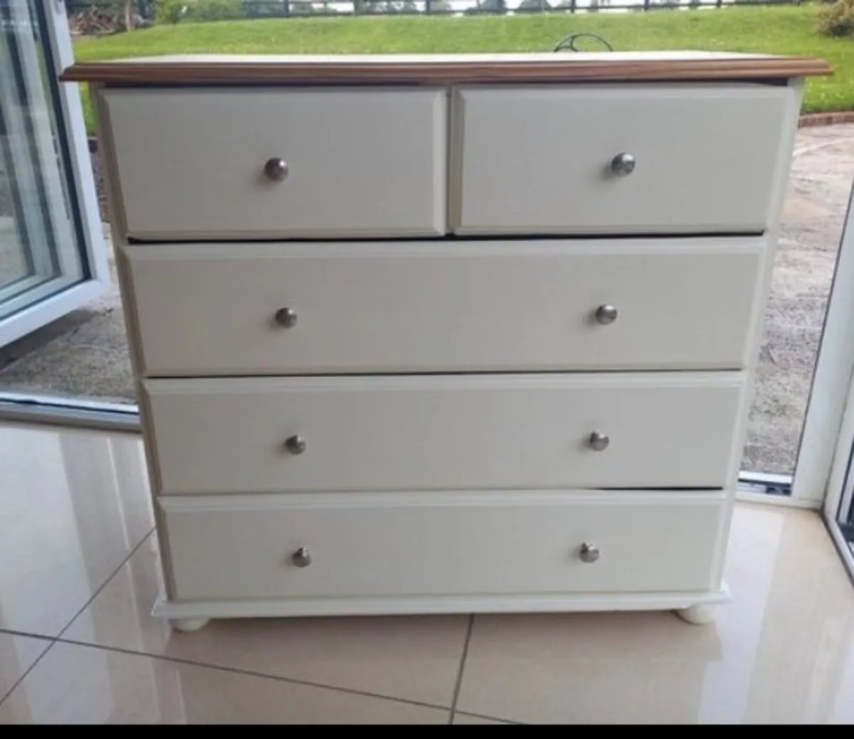 Chest of drawers - Image 1